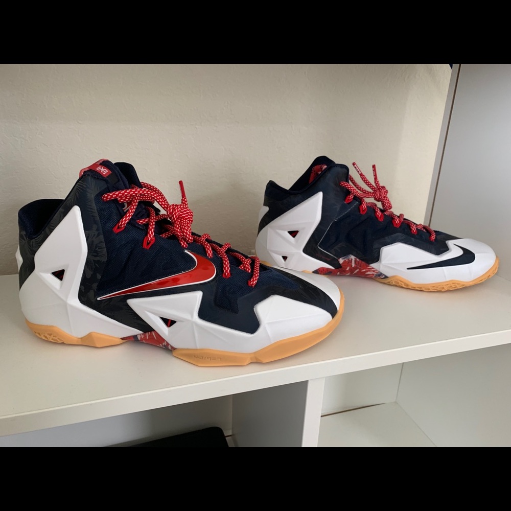 Lebron 11 - Independence Day